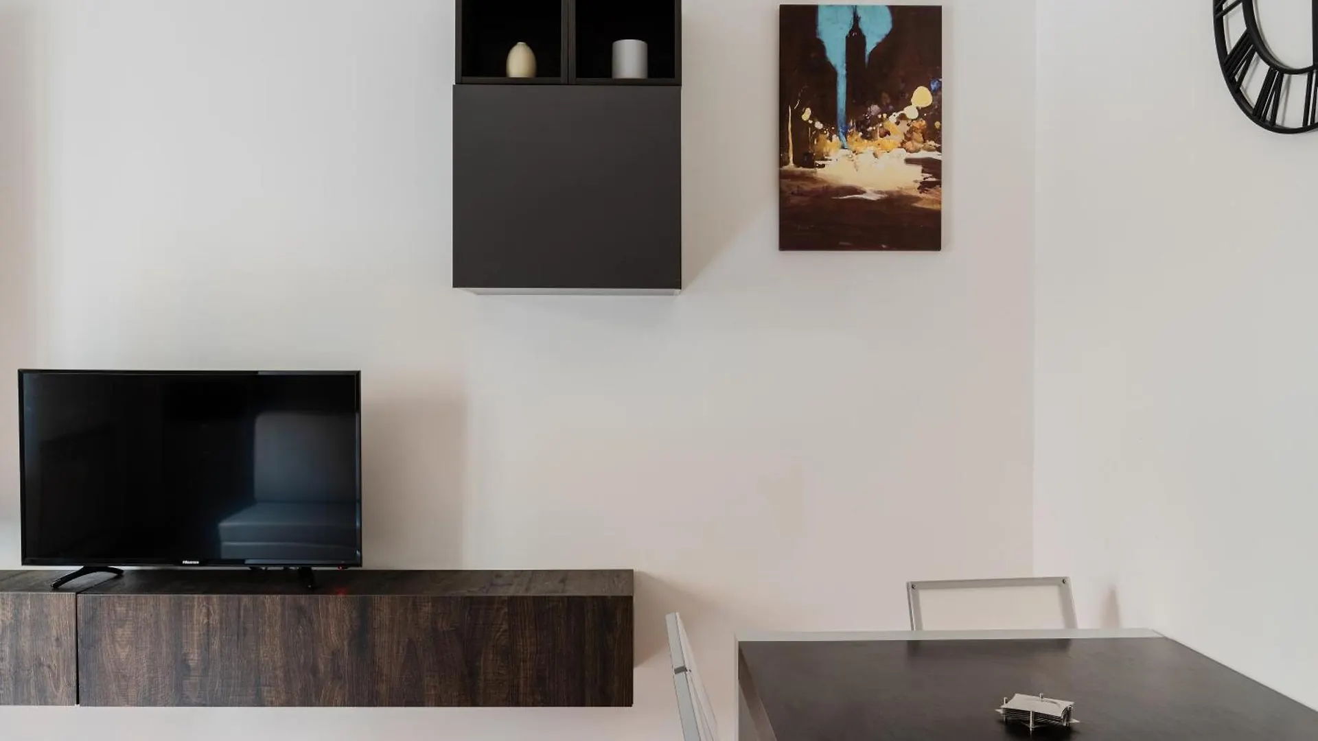 Fun Home Rome Apartment